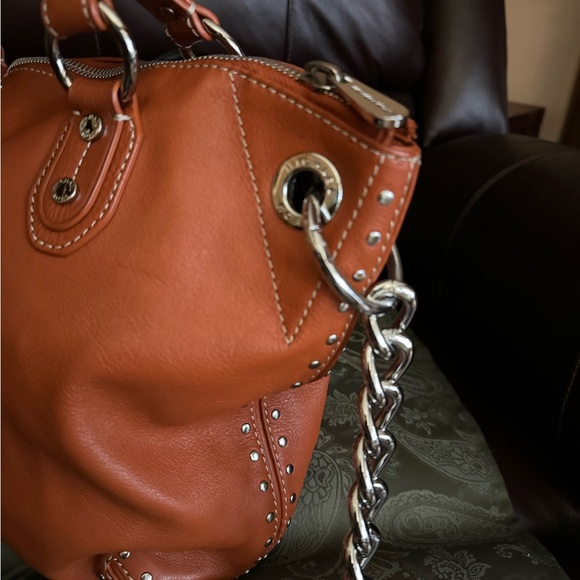 Michael Kors Aster Tote - Picture 3 of 6